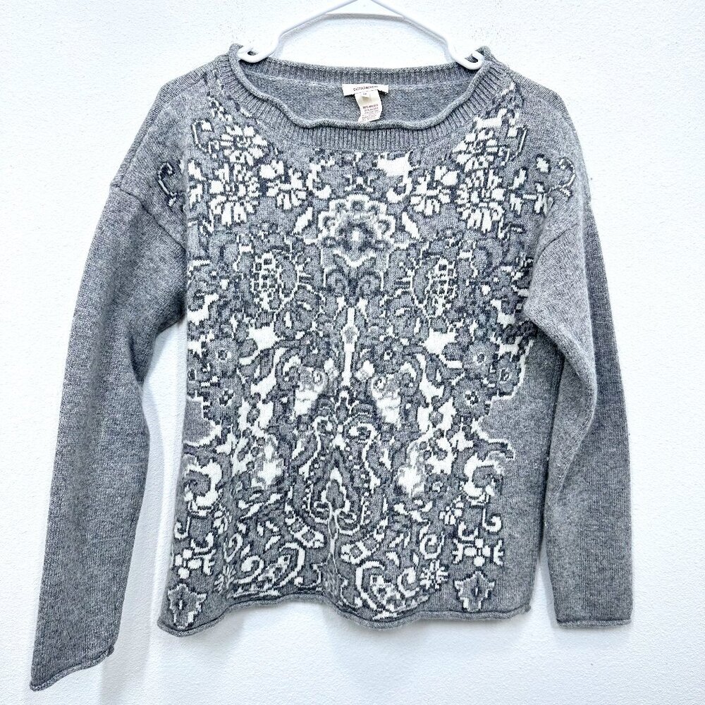Sundance Gray and White Floral-Pattern Crewneck Sweater